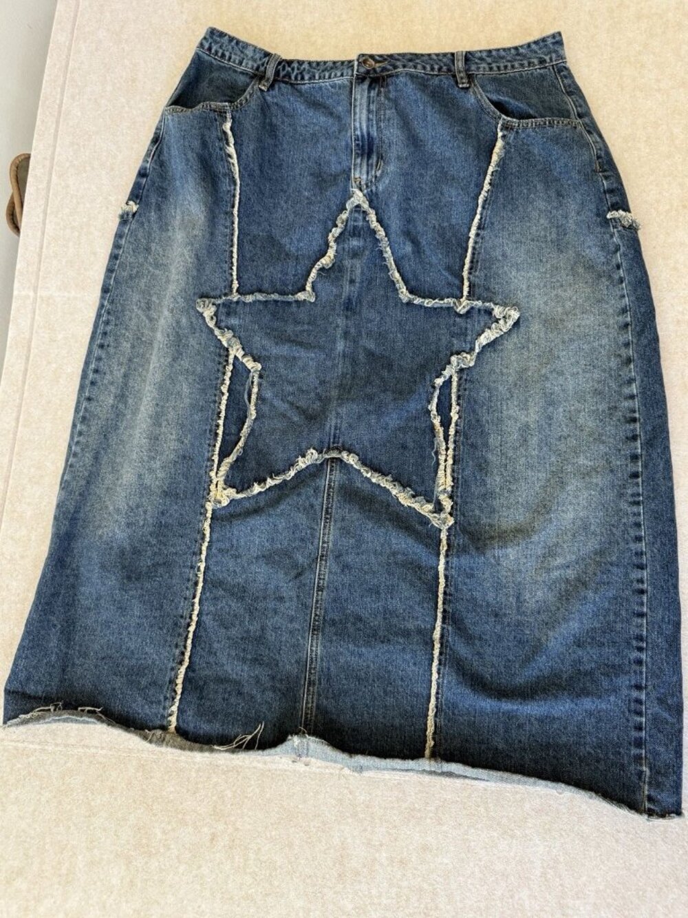 Hot Topic Social Collision Frayed Star Denim Skirt Women’s Size 2
